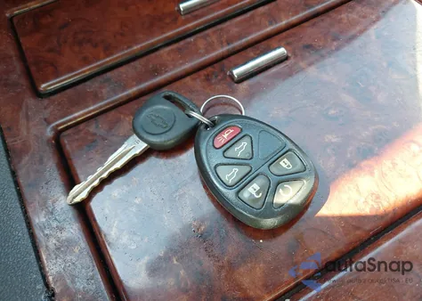 2009 Chevrolet Suburban 1500 Ltz z USA, uszkodzony, nr VIN 1GNFK36349R294901